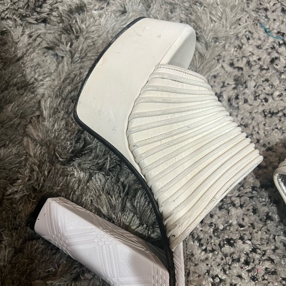 Givenchy Ribbed Platform Mules Sandals - Picture 10 of 15